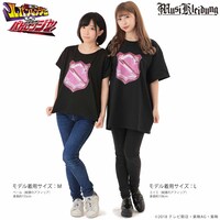 「Musikleidung 警察戦隊パトレンジャー×超歌手大森靖子 エンブレムTシャツ」（各3500円）