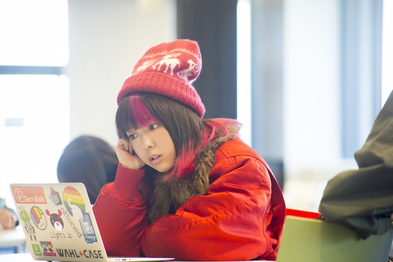 上白石萌音×山崎紘菜「スタートアップ・ガールズ」新キャストに山本耕史ら