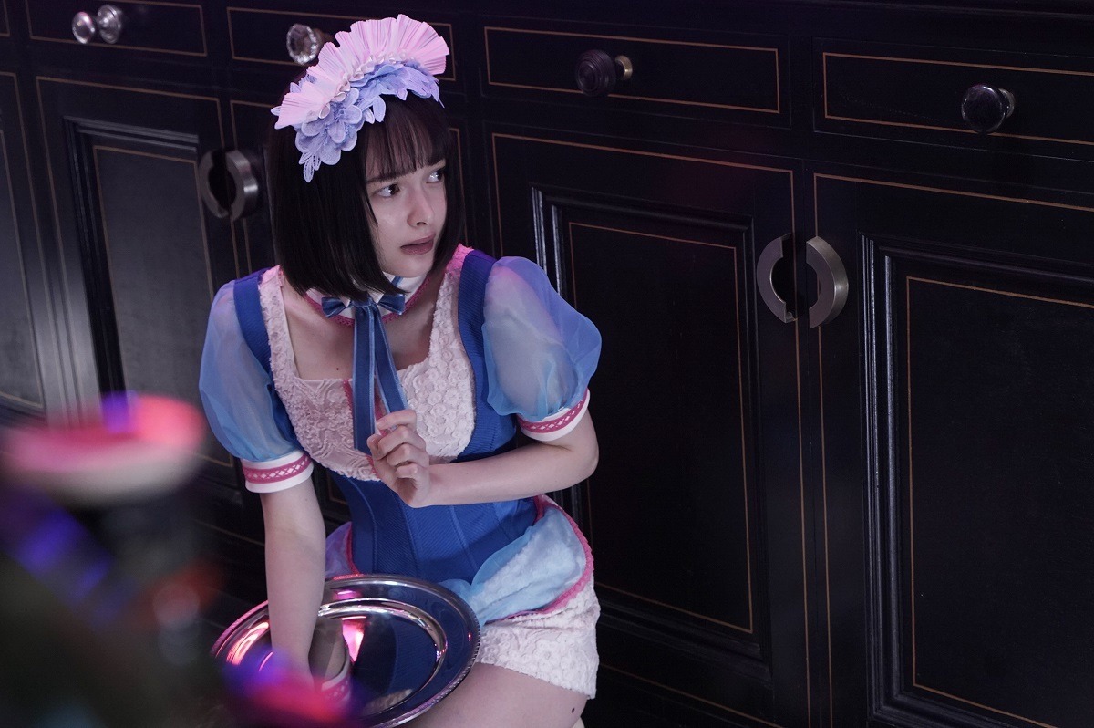 「Diner ダイナー」より、玉城ティナ演じるオオバカナコ。