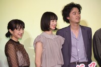 左から門脇麦、小松菜奈、成田凌。
