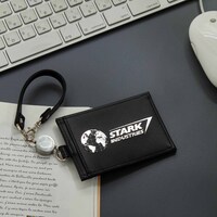 リール付きパスケース（3400円）