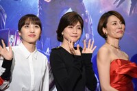 左から百田夏菜子、内田有紀、米倉涼子。
