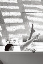 「松田るか1st.写真集 RUKA / LUCA」中面。