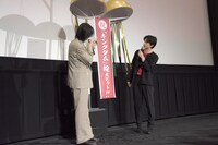 「キングダム」大ヒット舞台挨拶の様子。