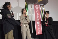 「キングダム」大ヒット舞台挨拶の様子。