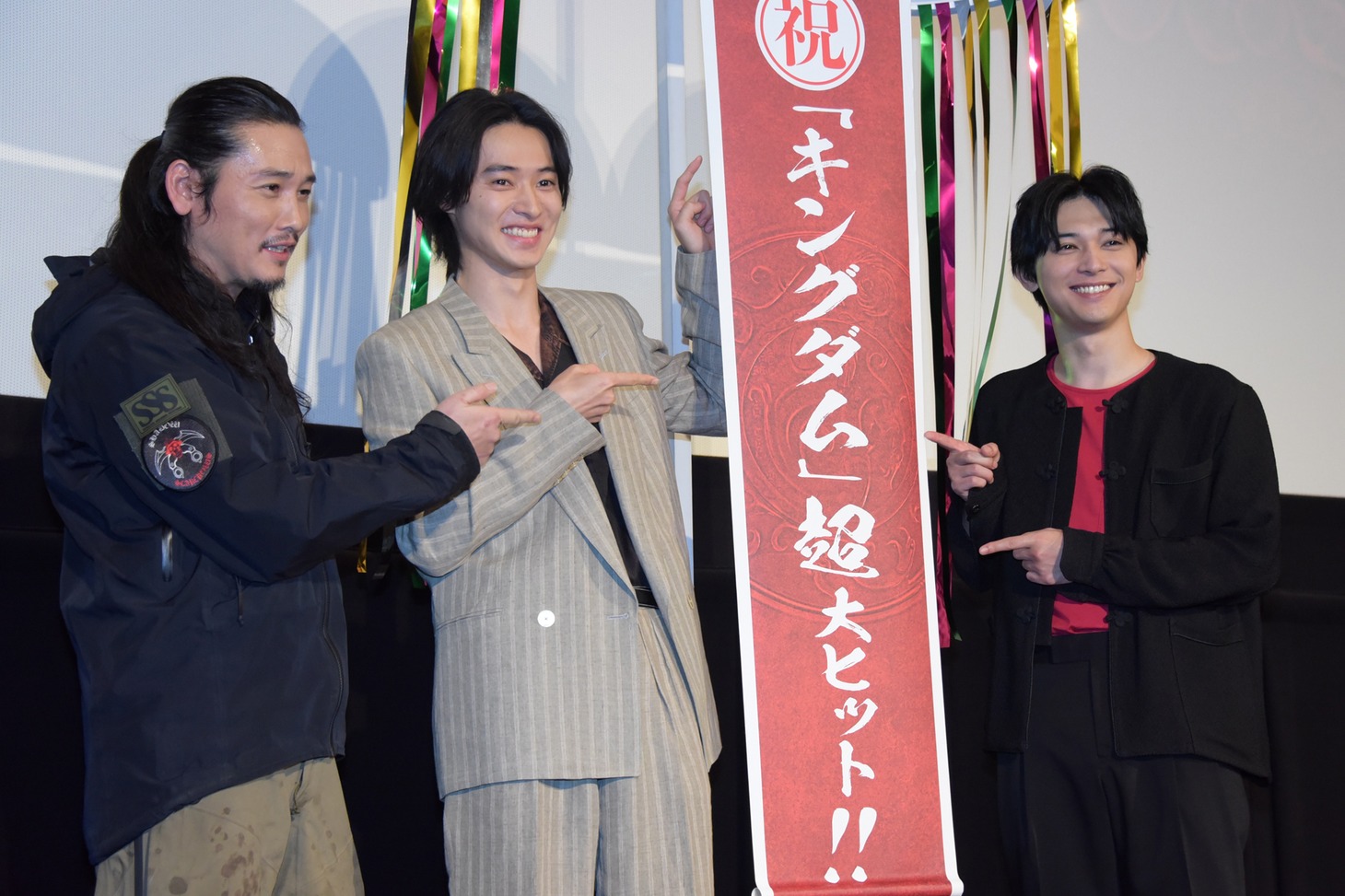 「キングダム」大ヒット舞台挨拶の様子。