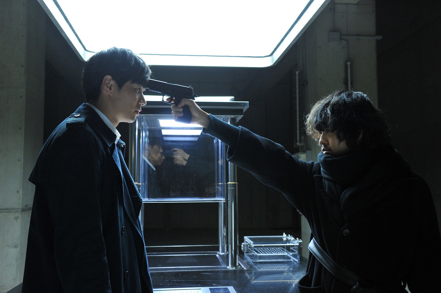 「デスノート Light up the NEW world」 (c)大場つぐみ・小畑健／集英社 (c)2016「DEATH NOTE」FILM PARTNERS
