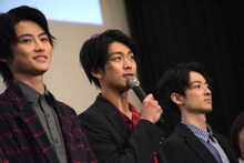 左から岐洲匠、南圭介、濱正悟。