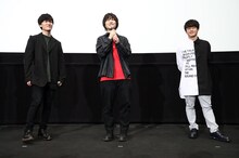 左から畠中祐、寺島惇太、五十嵐雅。