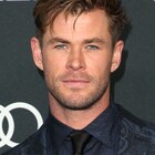 クリス・ヘムズワースが男性ストリップクラブに潜入、バディコメディで主演
