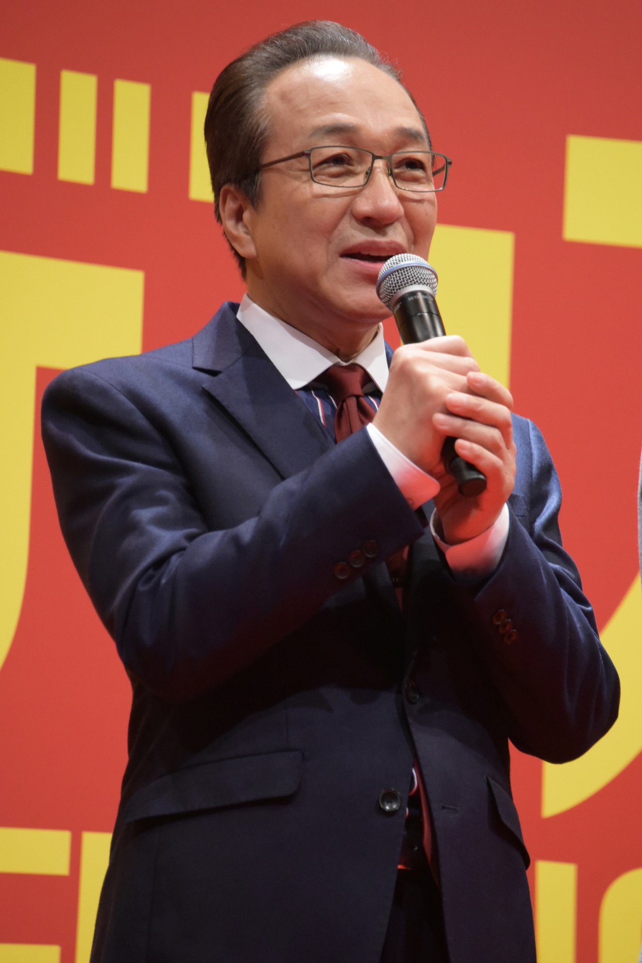 小日向文世