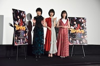 左から伊藤万理華、浜辺美波、福原遥。