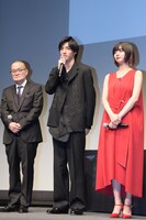 左から中田秀夫、清水尋也、池田エライザ。