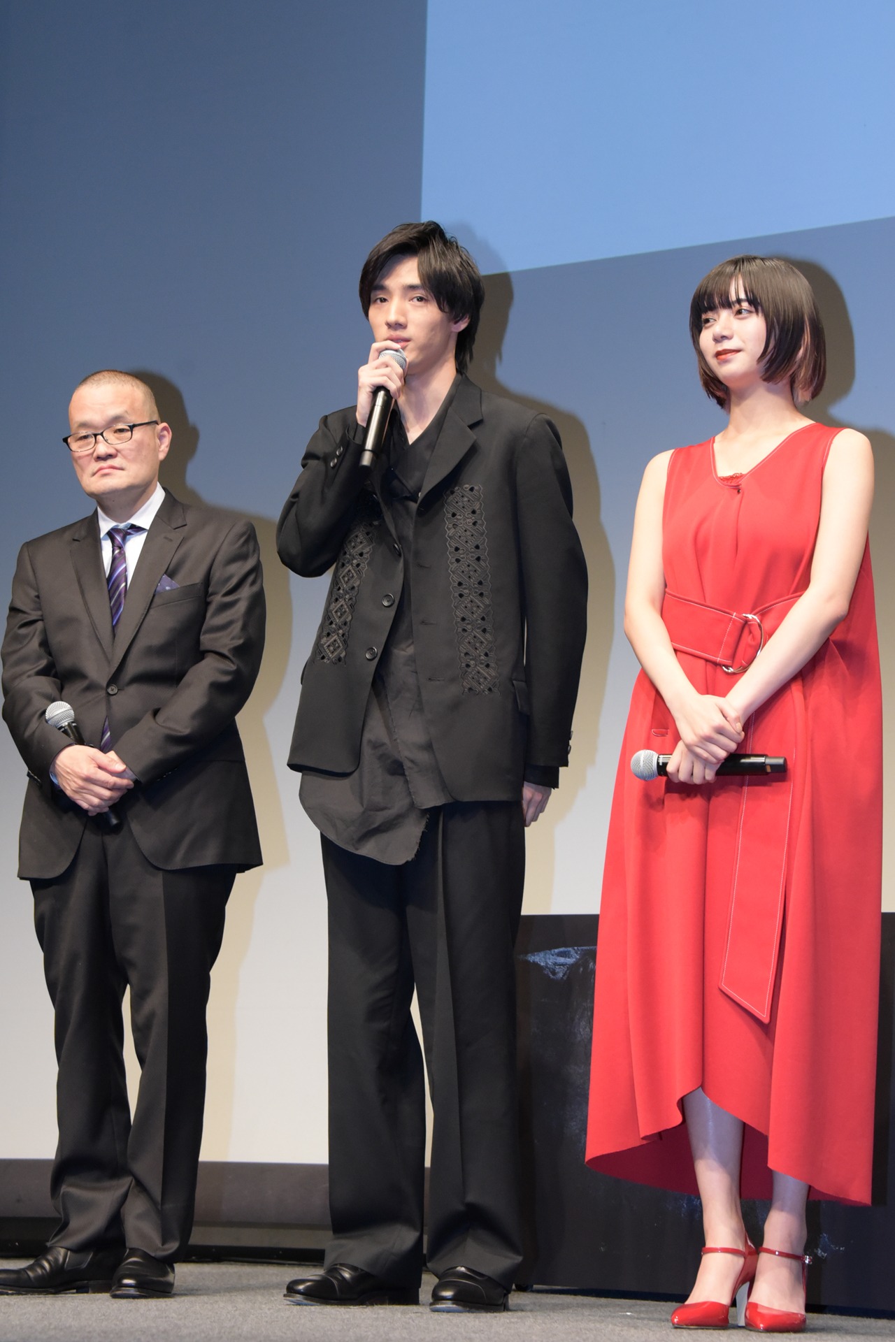 左から中田秀夫、清水尋也、池田エライザ。