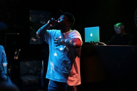 「きみの鳥はうたえる」