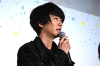 目を潤ませ、横浜流星の努力について語る浅香航大。