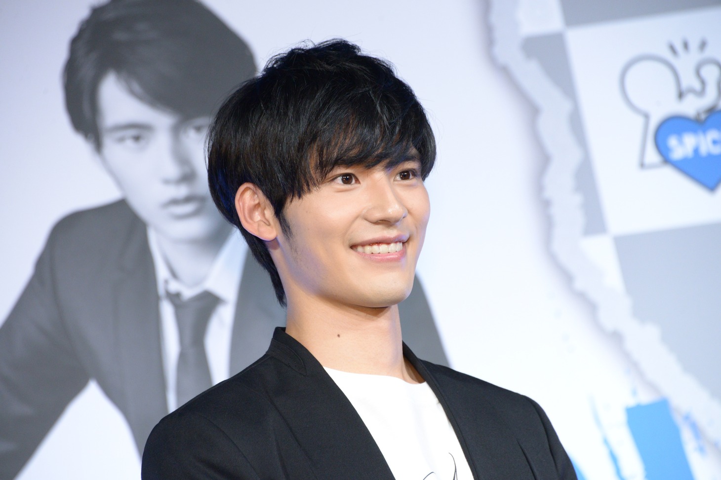岡田健史