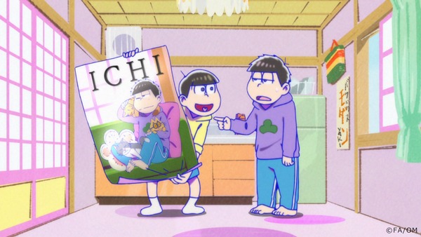 「ICHIポスター」を考案した十四松（左）。