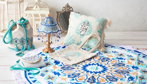 「アラジン」をモチーフにしたディズニーストアオリジナルグッズ。(c)Disney