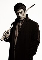 内野聖陽演じる権藤。