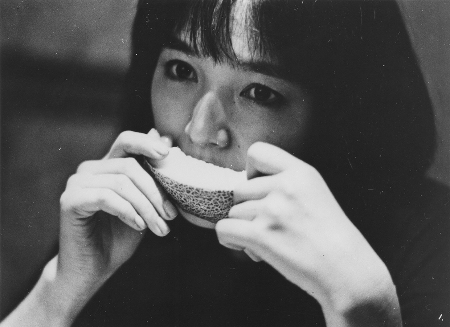 「もう頬づえはつかない」