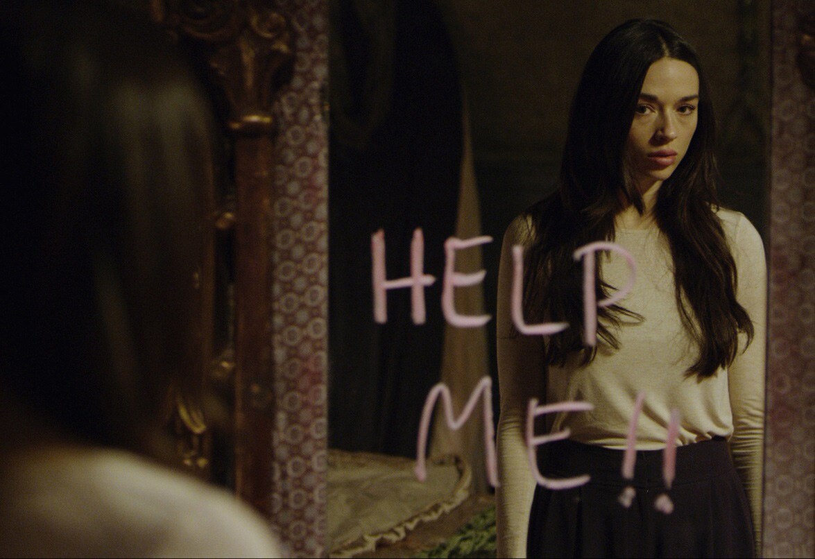 双子姉妹を襲う悪夢、パスカル・ロジェ「ゴーストランドの惨劇」新場面写真