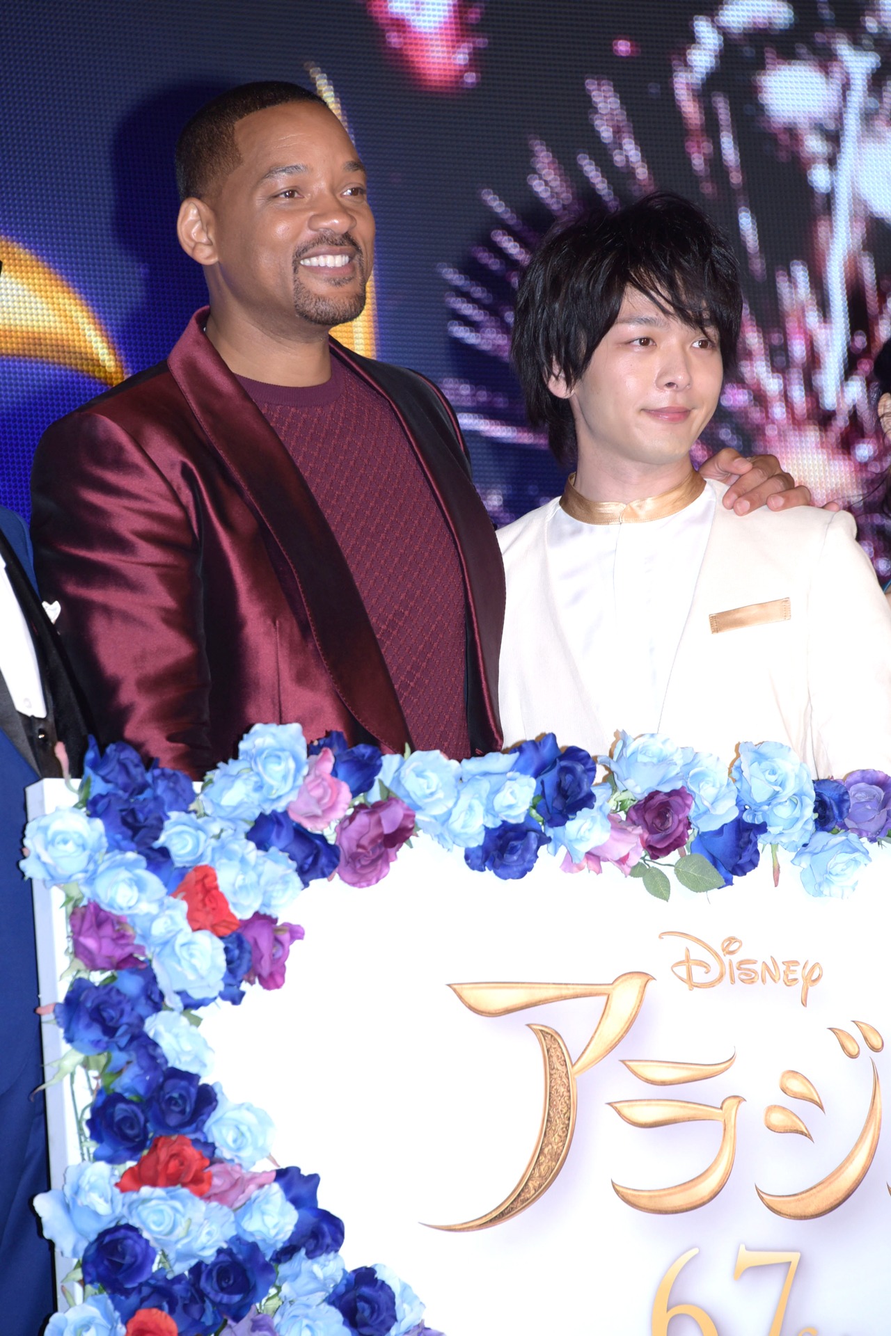 左からウィル・スミス、中村倫也。