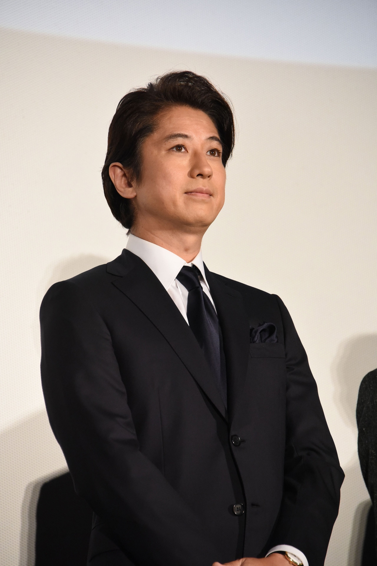 谷原章介