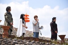 左から渡邊圭祐、大幡しえり、奥野壮、押田岳。