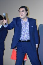 「いたのか！」「五十嵐！」と観客とのコールアンドレスポンスを楽しんだ小手伸也。