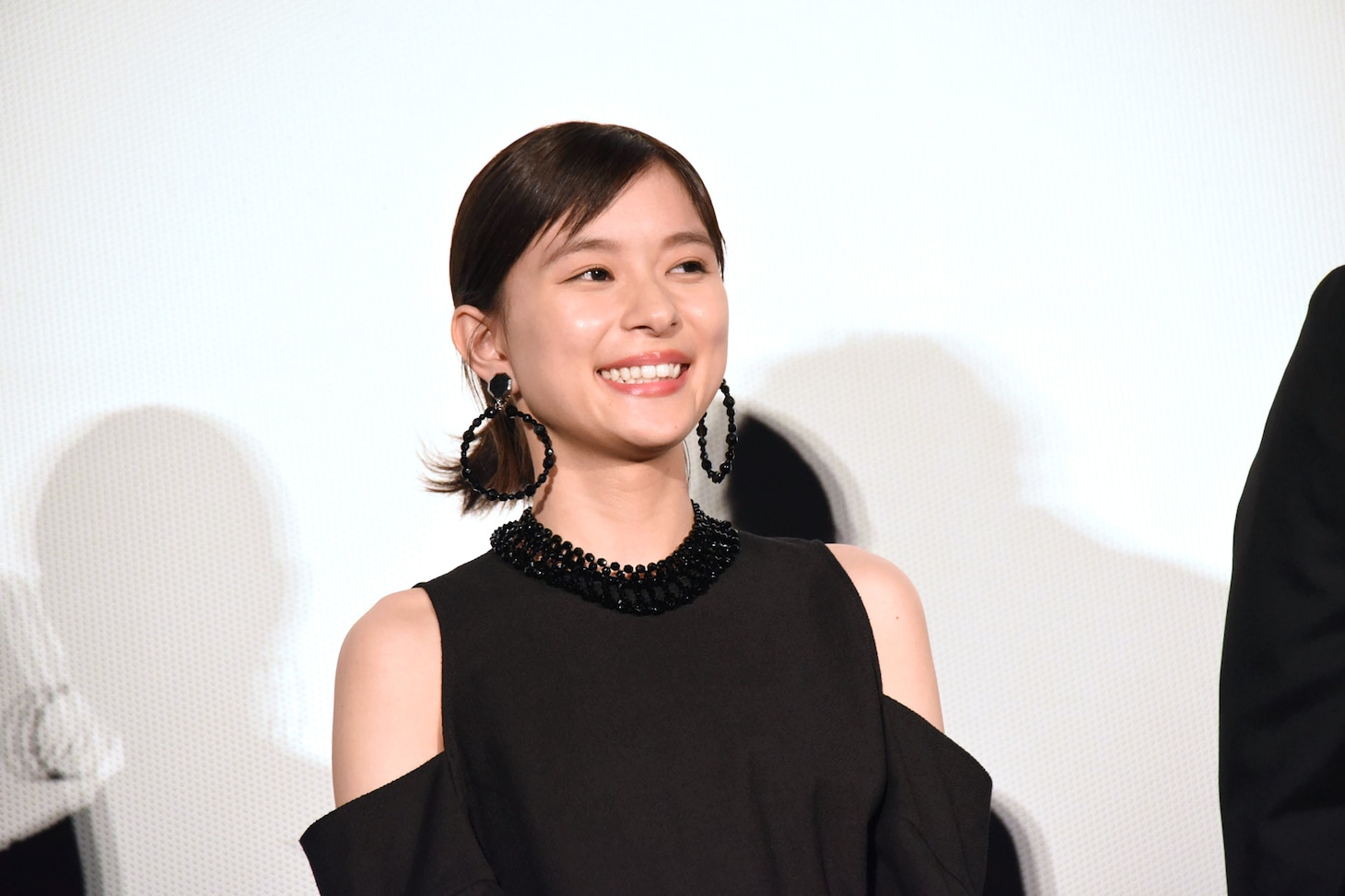 芳根京子