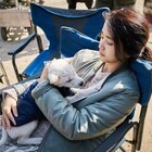 キム・テリが子犬とじゃれ合い、韓国版「リトル・フォレスト」劇中犬の仕事風景