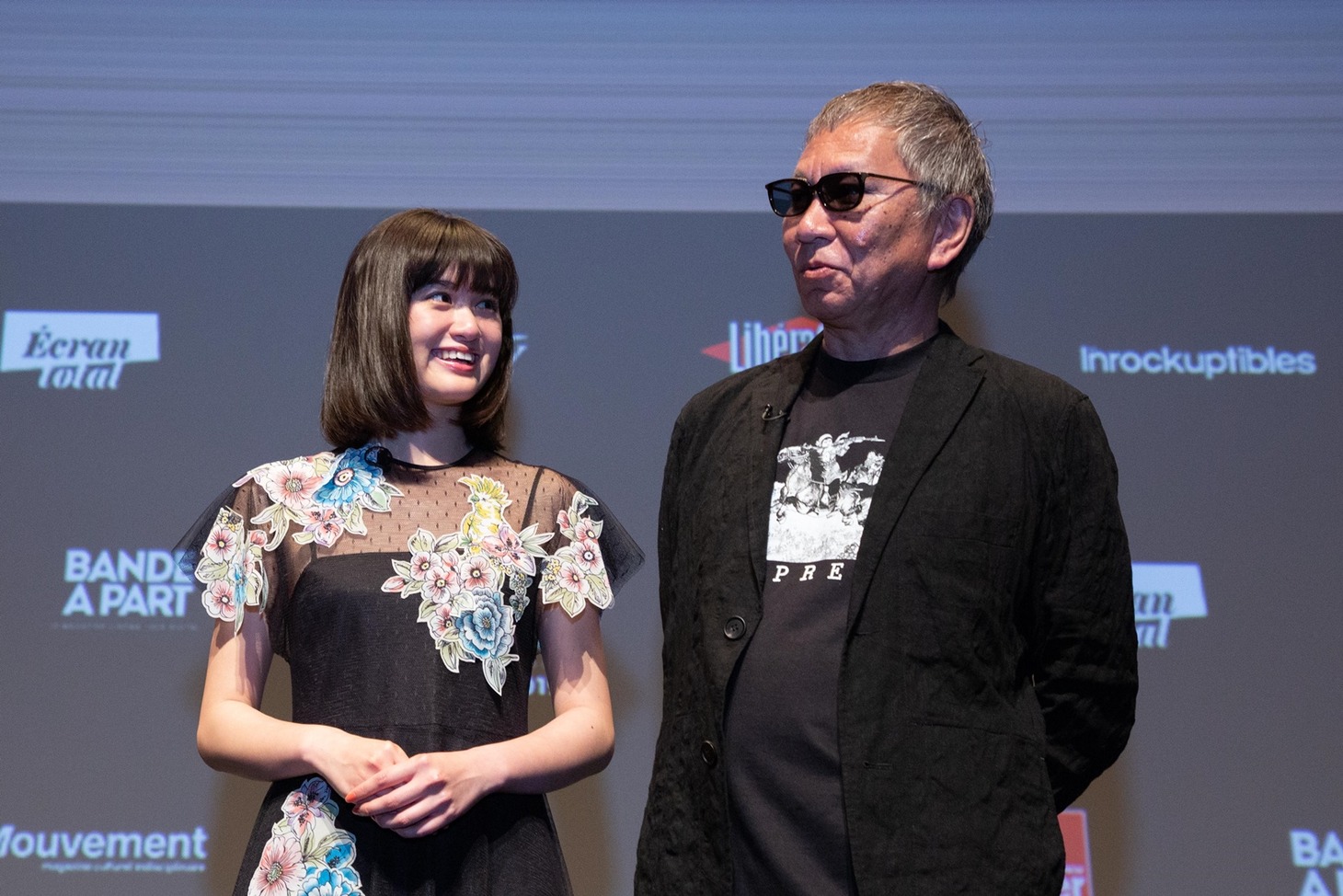 ティーチインに登壇した小西桜子（左）、三池崇史（右）。(c)Kazuko Wakayama