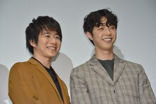 左から村井良大、ジュンQ。
