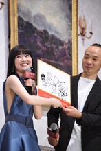 本作の見どころとして、雪倉美優の登場シーンを描いた優希美青（左）。