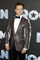 タロン・エジャトン