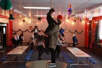 「アナと世界の終わり」