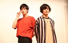 左から岩永徹也、久保田悠来。