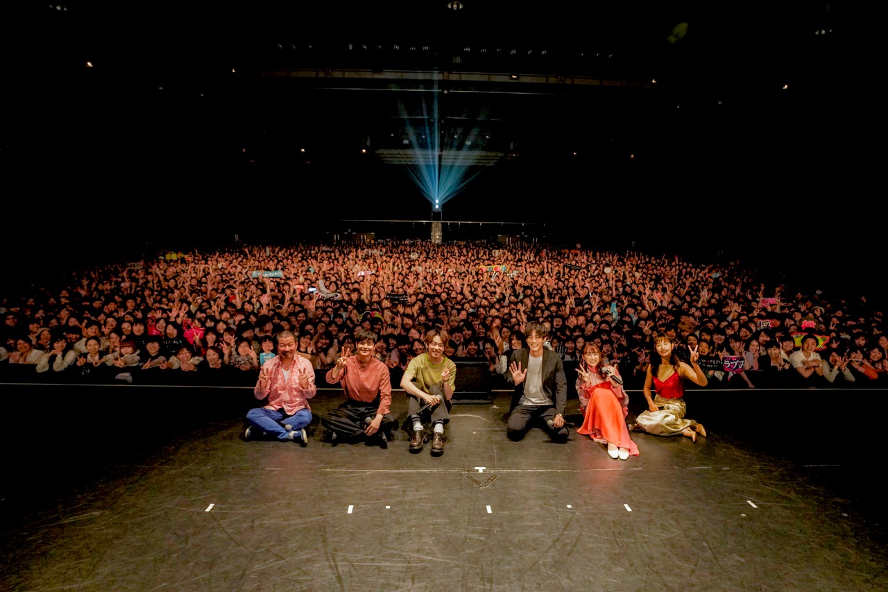 「パーフェクトワールド SPECIAL NIGHT」の様子。