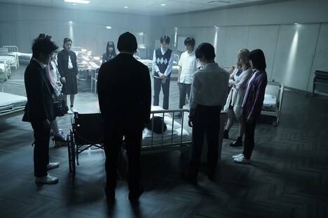 「十二人の死にたい子どもたち」