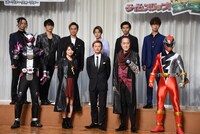 「劇場版 仮面ライダージオウ Over Quartzer」「騎士竜戦隊リュウソウジャー THE MOVIE タイムスリップ！恐竜パニック!!」製作発表会見の様子。