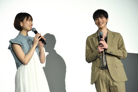 左から森川葵、高杉真宙。