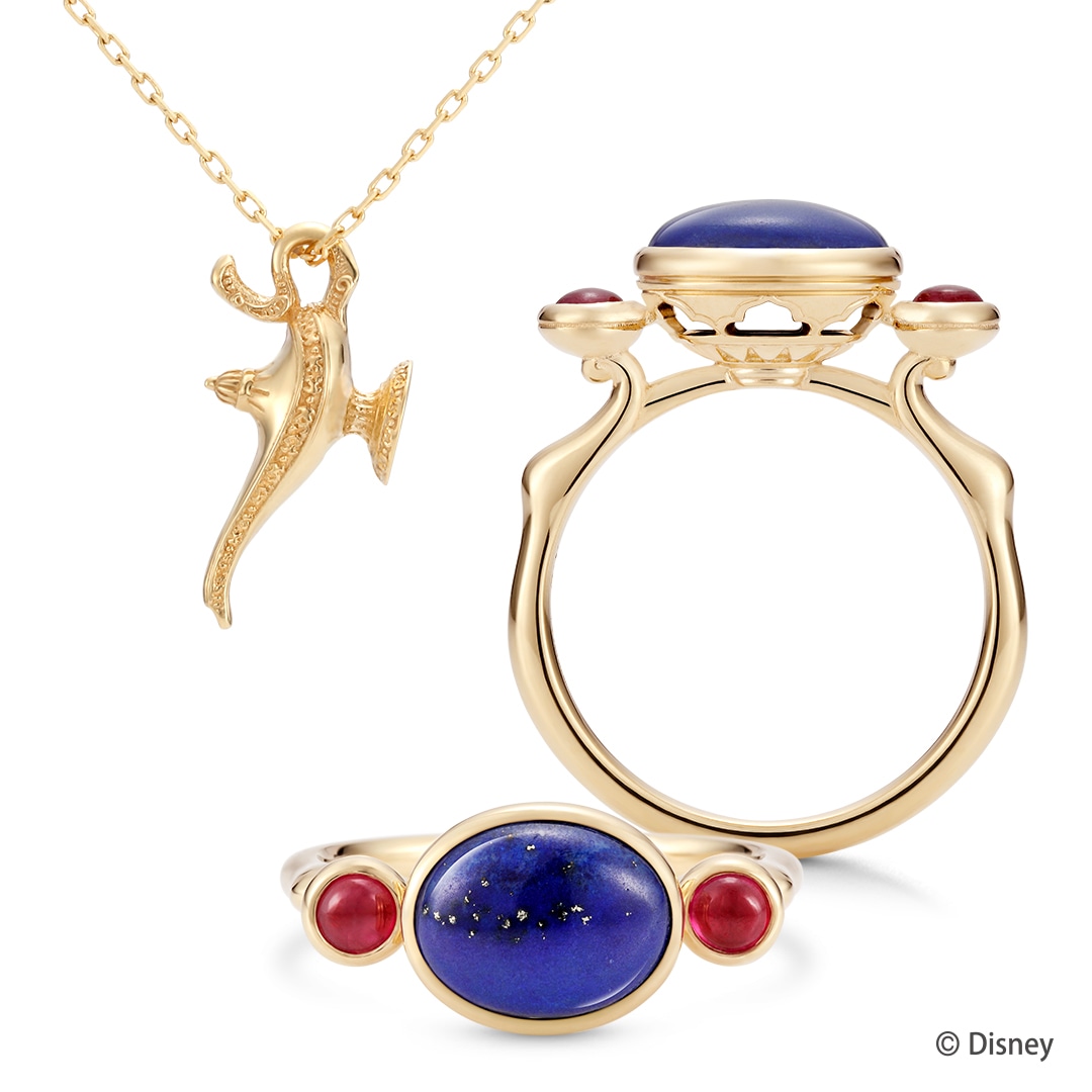 左からMagic Lamp （ネックレス / 税込3万8500円）、Starry Night（リング / 税込4万4000円）。