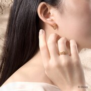 Magic Carpet(ピアス、リング / それぞれ税込2万8600円)。