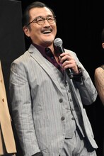 吉田鋼太郎