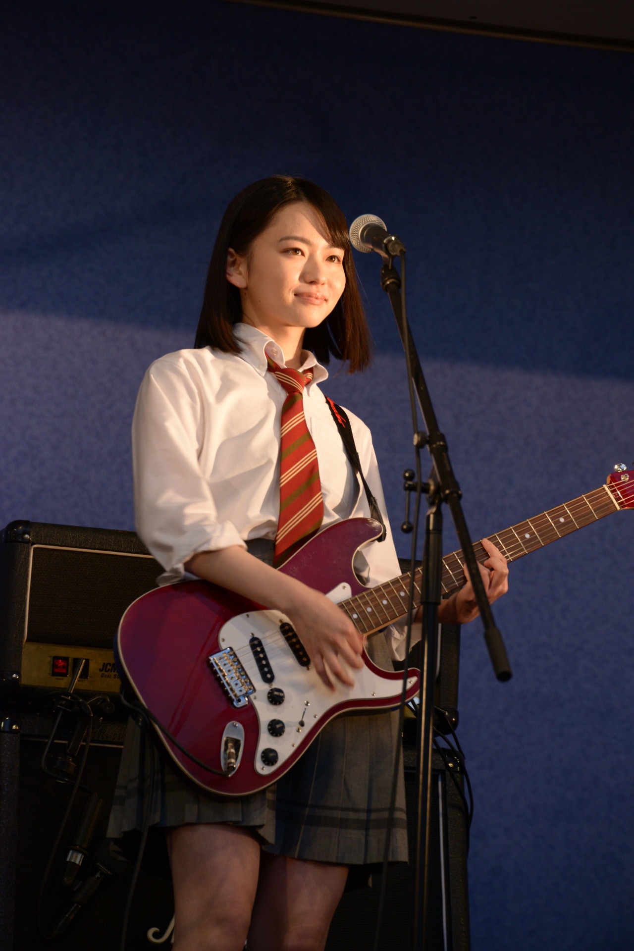 山田杏奈