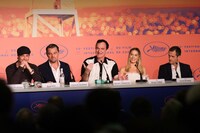 第72回カンヌ国際映画祭で行われた「ワンス・アポン・ア・タイム・イン・ハリウッド」記者会見の様子。