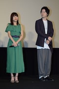 左から水瀬いのり、逢坂良太。