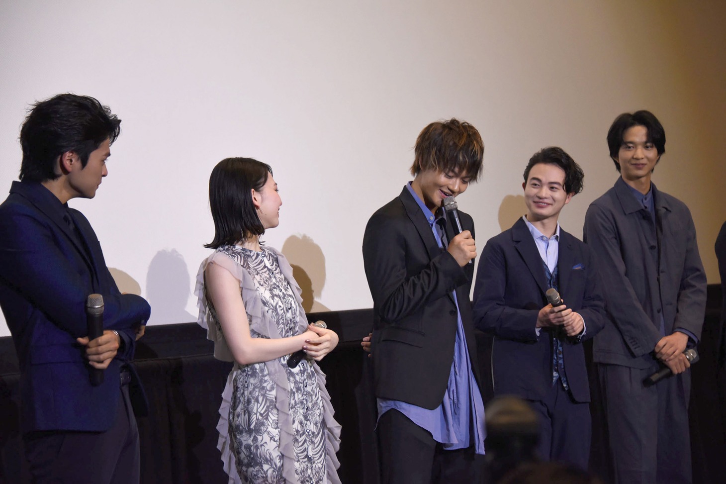 「小さな恋のうた」公開記念舞台挨拶の様子。