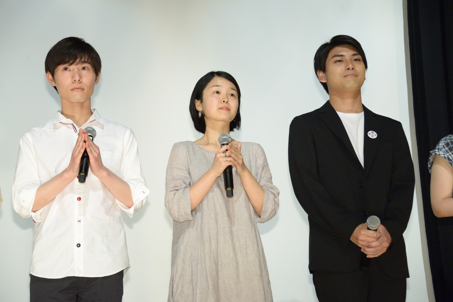 左から石田健太、窪瀬環、村井崇記。